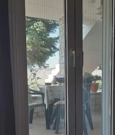 Apartment Lakka Athikia