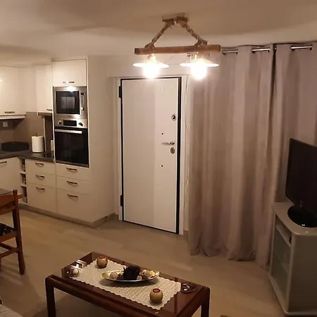 Apartment Lakka Athikia