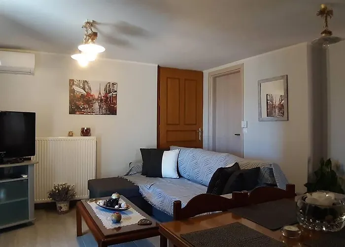 Lakka 아파트 Athíkia